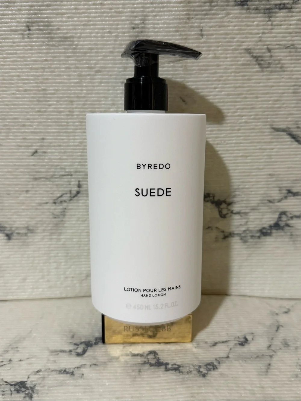 Byredo Suede Hand Lotion - Picture 2 of 5